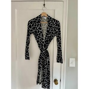 Black & White Giraffe-Print Wrap Dress